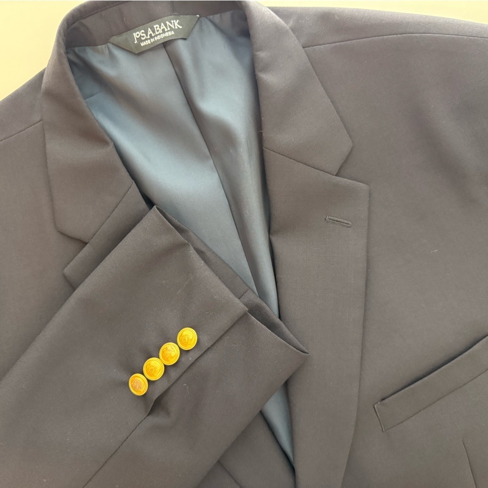 Jos. A. Bank Navy Blazer – 46R – Gold Buttons – 100% Wool